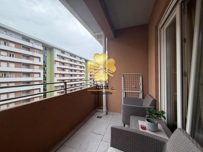 Modern 1-Bedroom Apartment for Rent in Central Point, 47m2