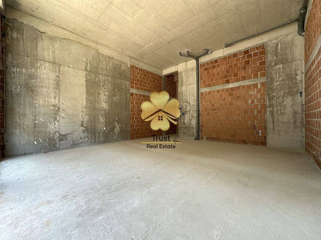 Poslovni prostor, New City, Podgorica, 85m2 — fotografija 1