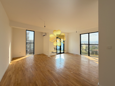 Dadi Plaza, Podgorica: Modern 1-Bed Apartment, 54m²