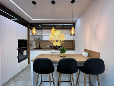 Luxury 2-Room Apartment for Rent in Master Kvart, 70m2