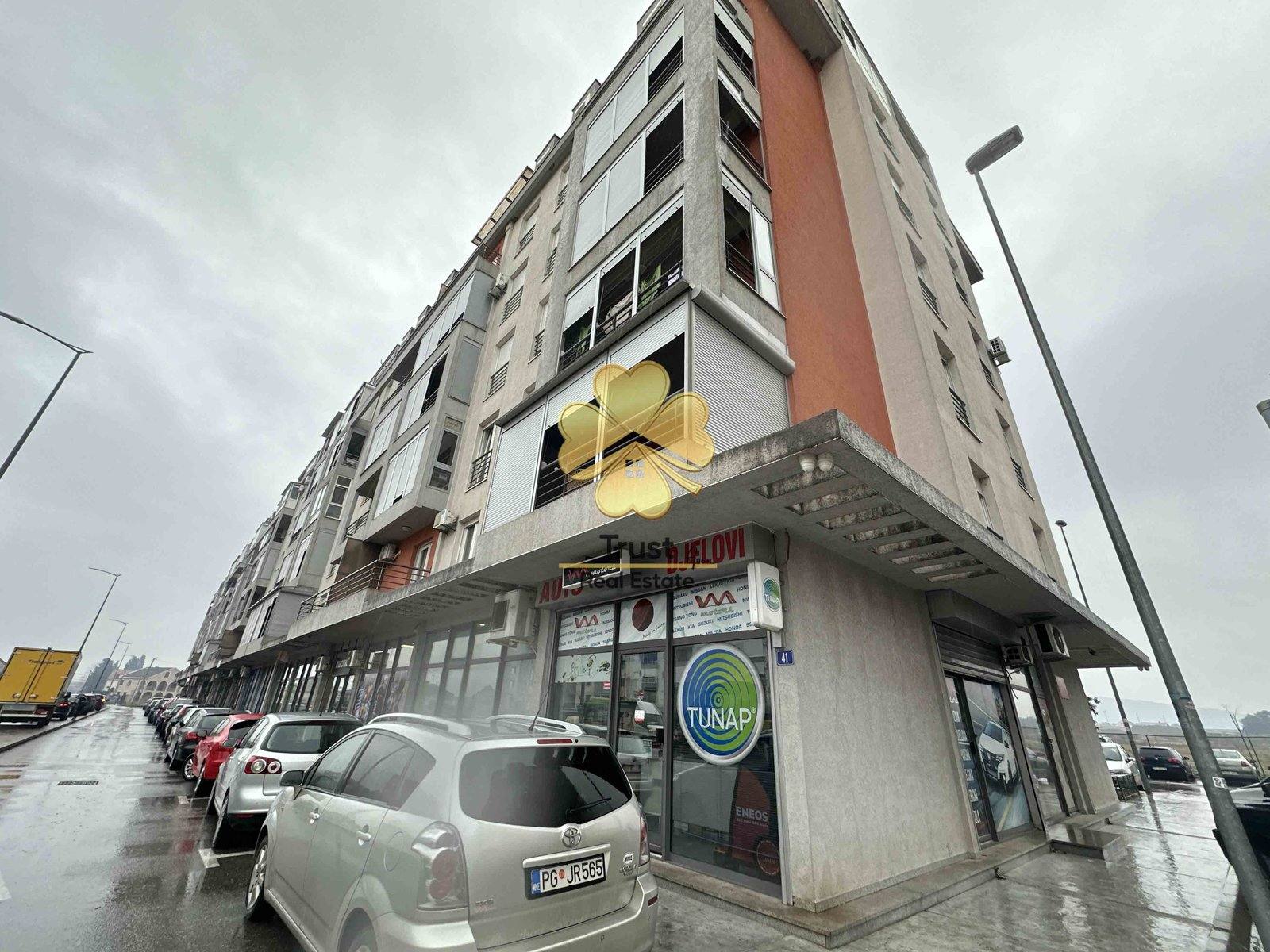 Dvosoban stan, Stari Aerodrom, Podgorica, 72m2 — fotografija 17