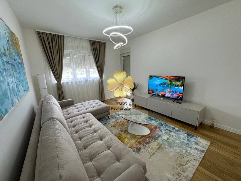 Dvosoban stan, Central Point, Podgorica, 69m2 — fotografija 1