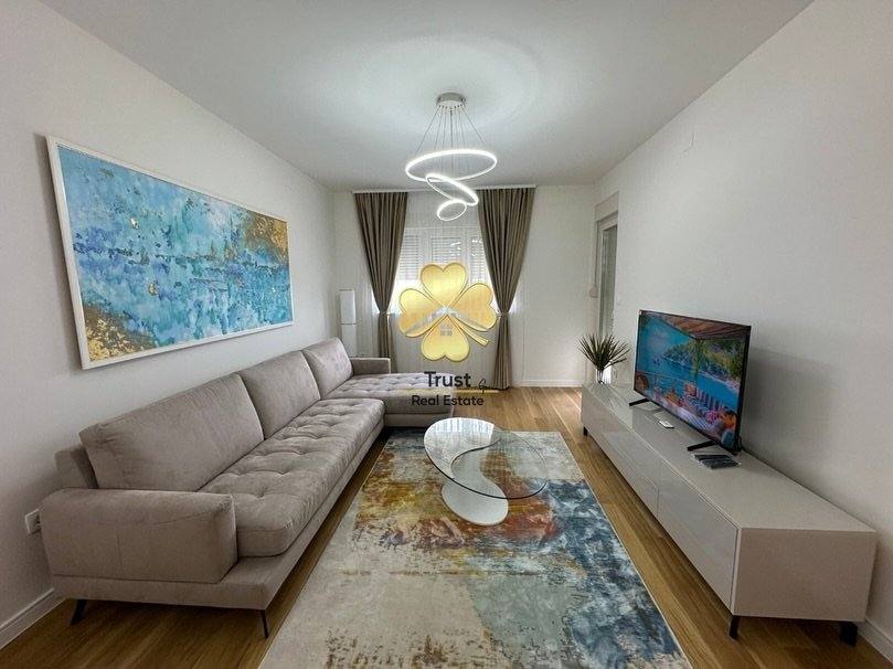Dvosoban stan, Central Point, Podgorica, 69m2 — fotografija 2