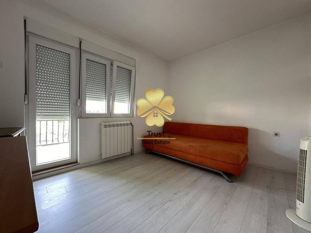 Kuca, Tolosi, Podgorica, 200m2 — fotografija 14