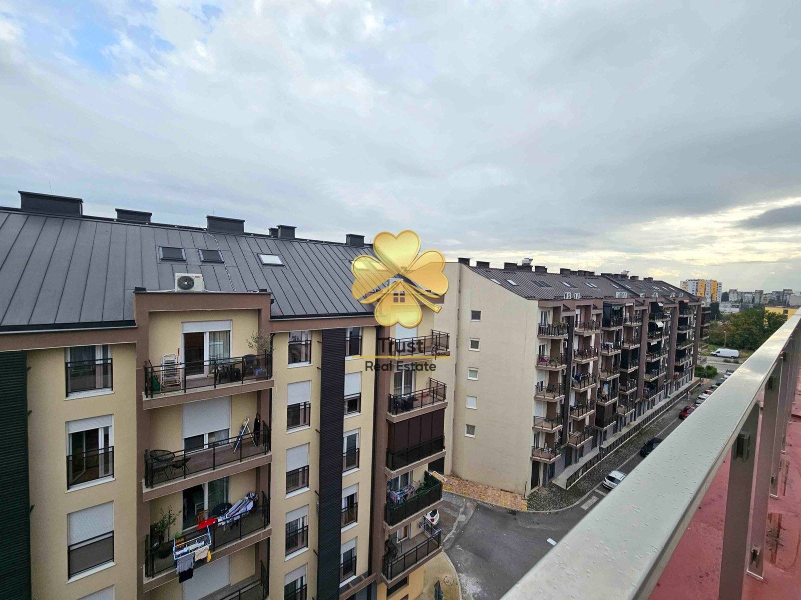 Garsonjera, Ljubovic, Podgorica, 23m2+10m2 — fotografija 8