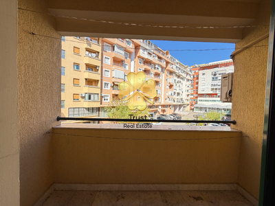 Spacious 3-Room Apartment for Rent in Rimski trg, 110m2
