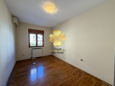 Spacious 3-Room Apartment for Rent in Rimski trg, 110m2