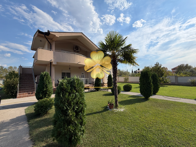 Spacious 2-Bedroom Apartment for Rent in Tološi, 120m²