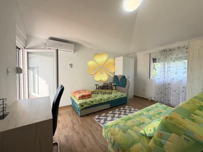 Spacious 2-Bedroom Apartment for Rent in Tološi, 120m²
