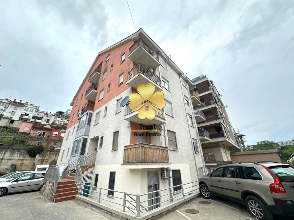 Jednosoban stan, 44m2, Malo Brdo, Podgorica — fotografija 12