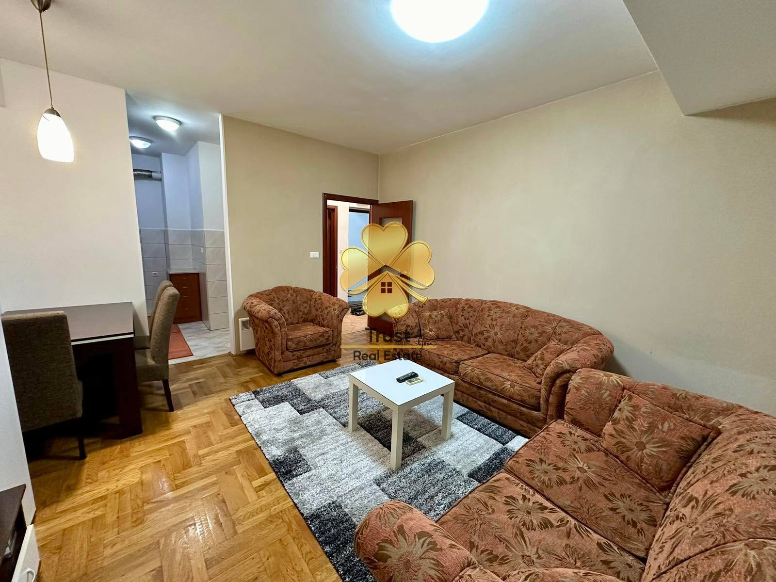 Dvosoban stan, Blok 9, Podgorica, 60m2 — fotografija 2