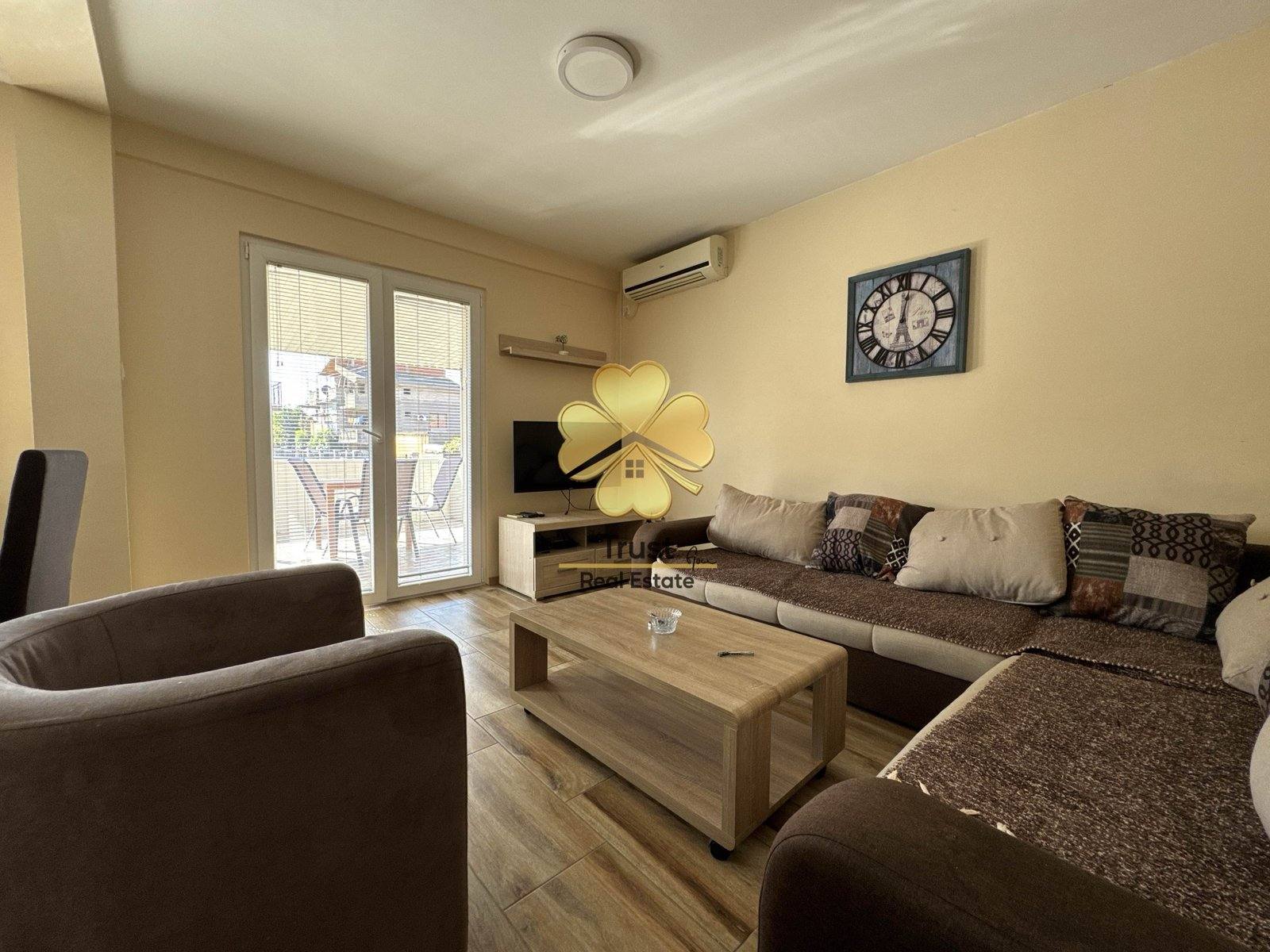 Trosobna kuća, Tološi, 70m2, Podgorica — fotografija 2