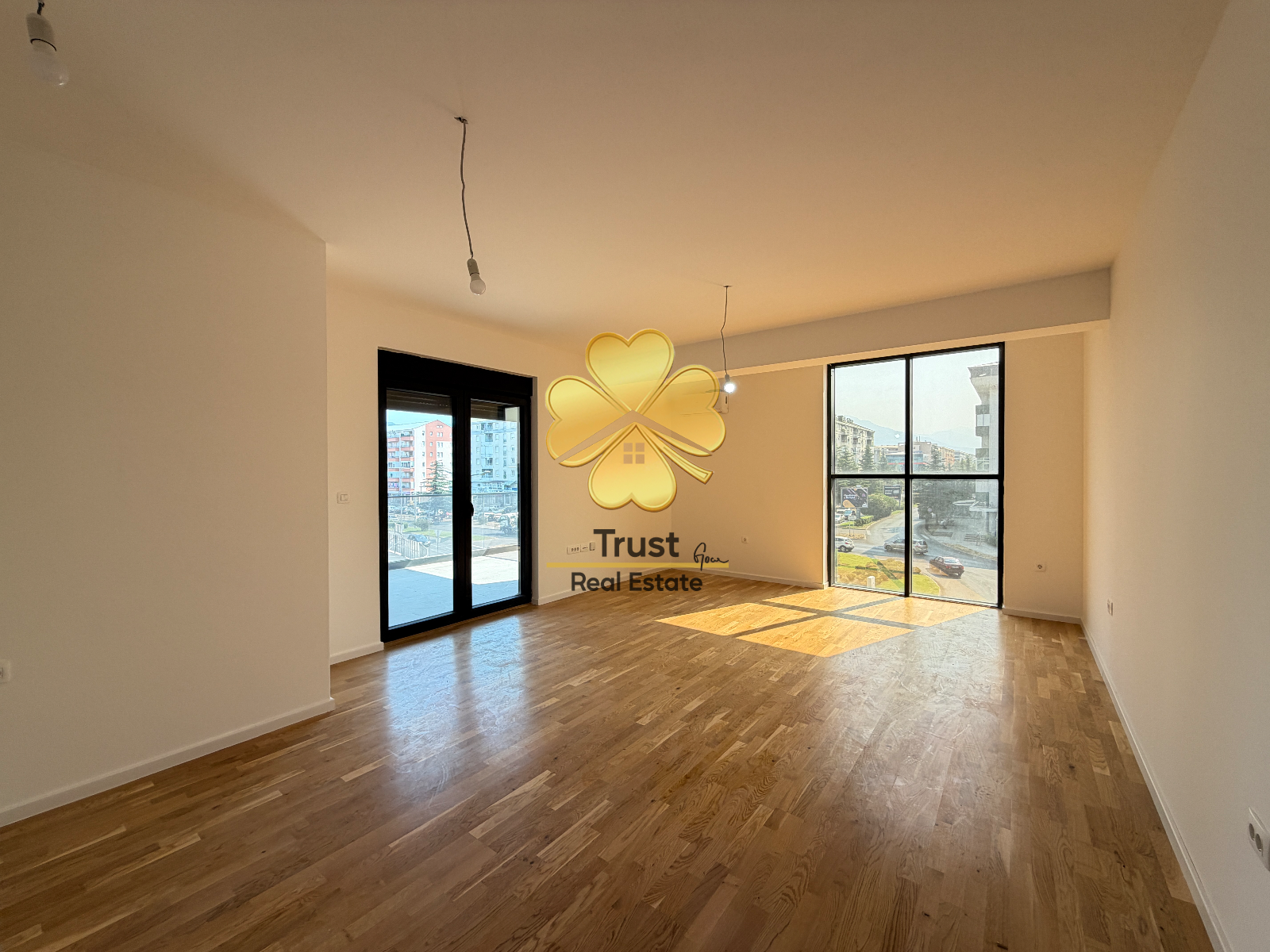 Unfurnished Apartment in Dadi Plaza, Stari Aerodrom, 112m2 — photo 1