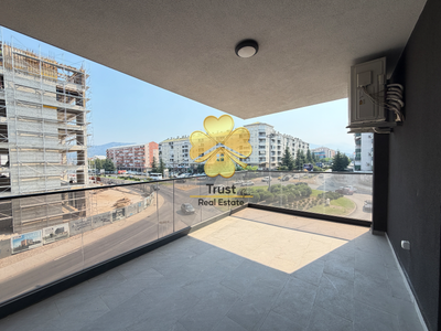 Unfurnished Apartment in Dadi Plaza, Stari Aerodrom, 112m2