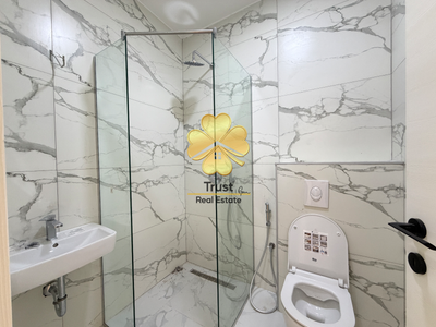 Unfurnished Apartment in Dadi Plaza, Stari Aerodrom, 112m2
