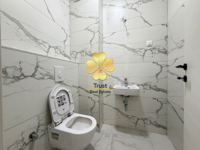 Unfurnished Apartment in Dadi Plaza, Stari Aerodrom, 112m2