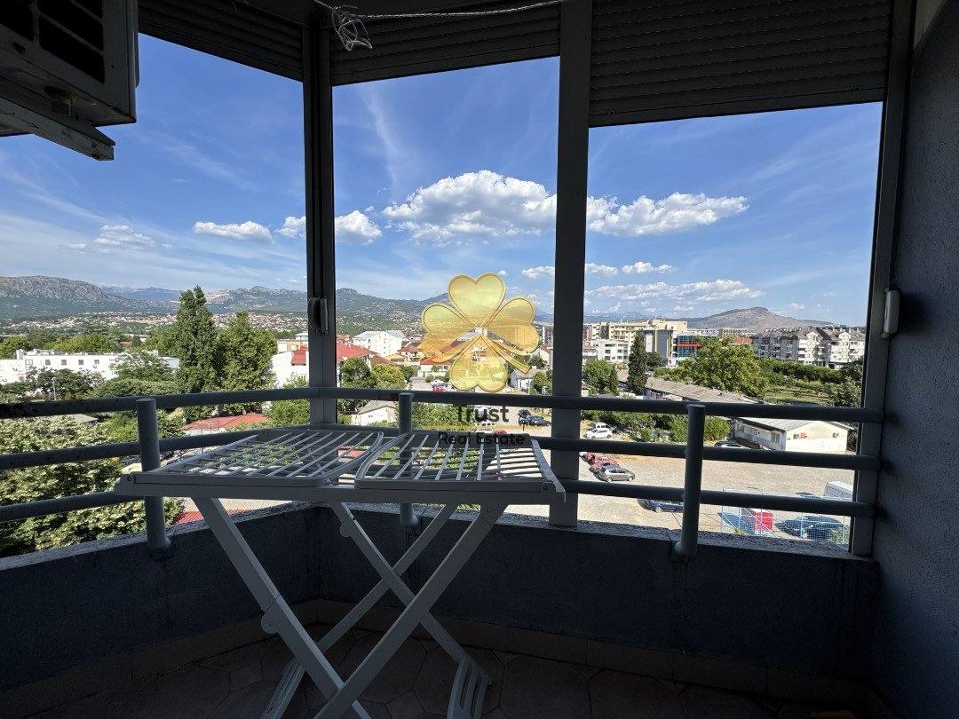 Trosoban stan, 84m2, Stari Aerodrom, Podgorica — fotografija 16
