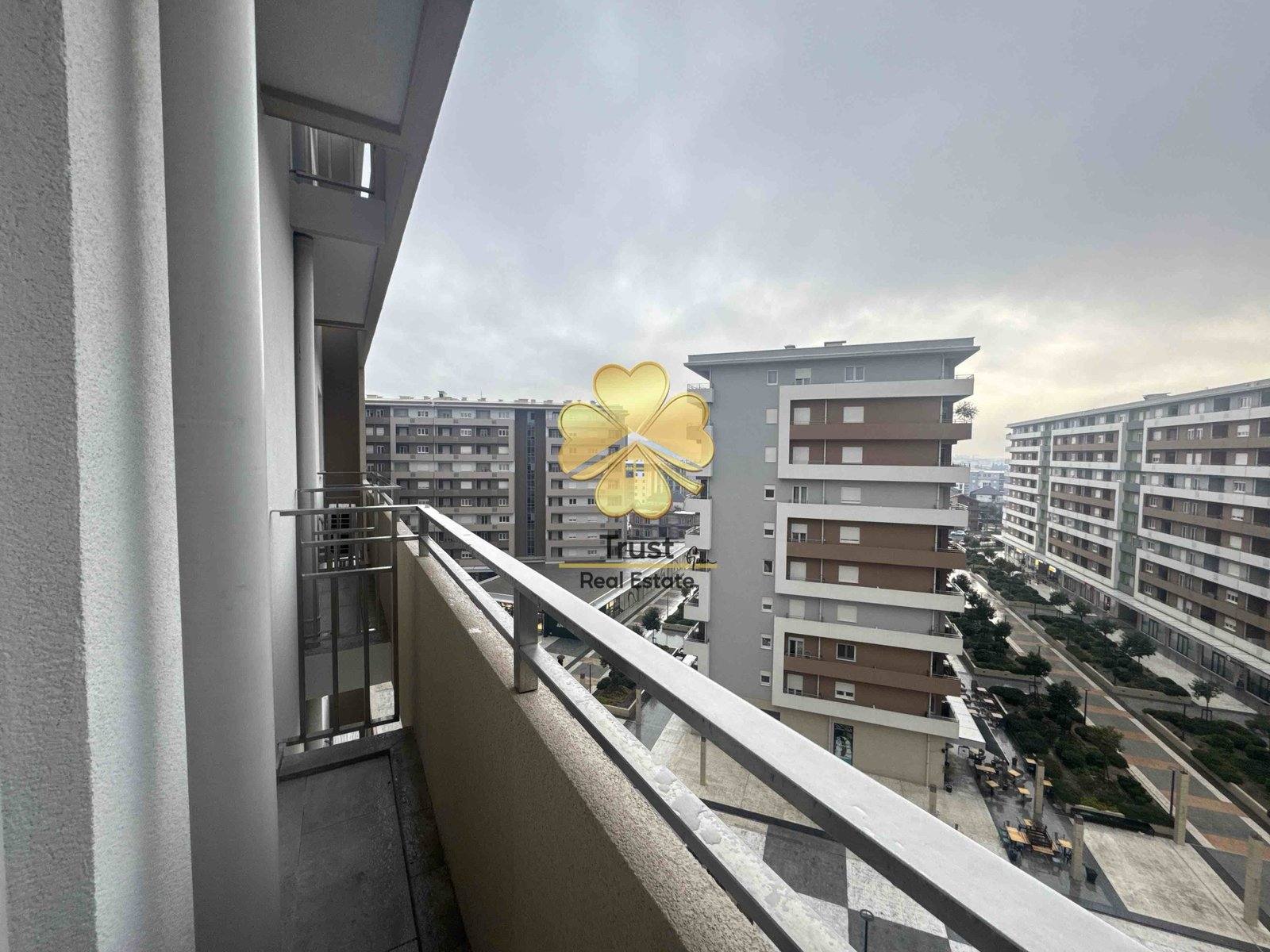 Jednosoban nenamješten stan, 40m2, Central Point, Podgorica — fotografija 7