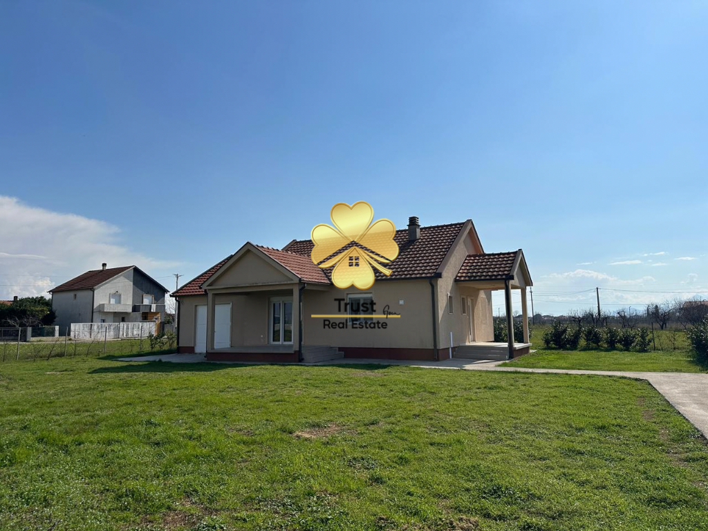 Kuca, 150m2, Donji Kokoti, Podgorica — fotografija 2