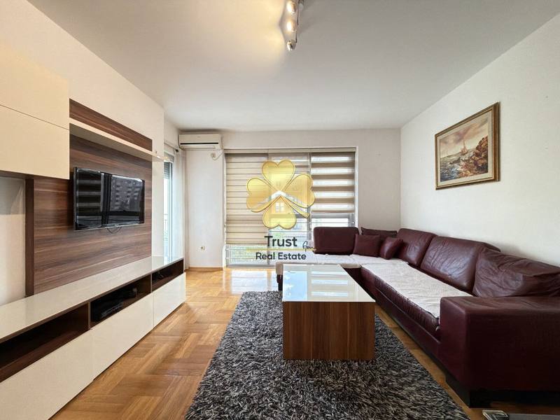 Jednosoban stan, 50m2, Pobrežje, Podgorica