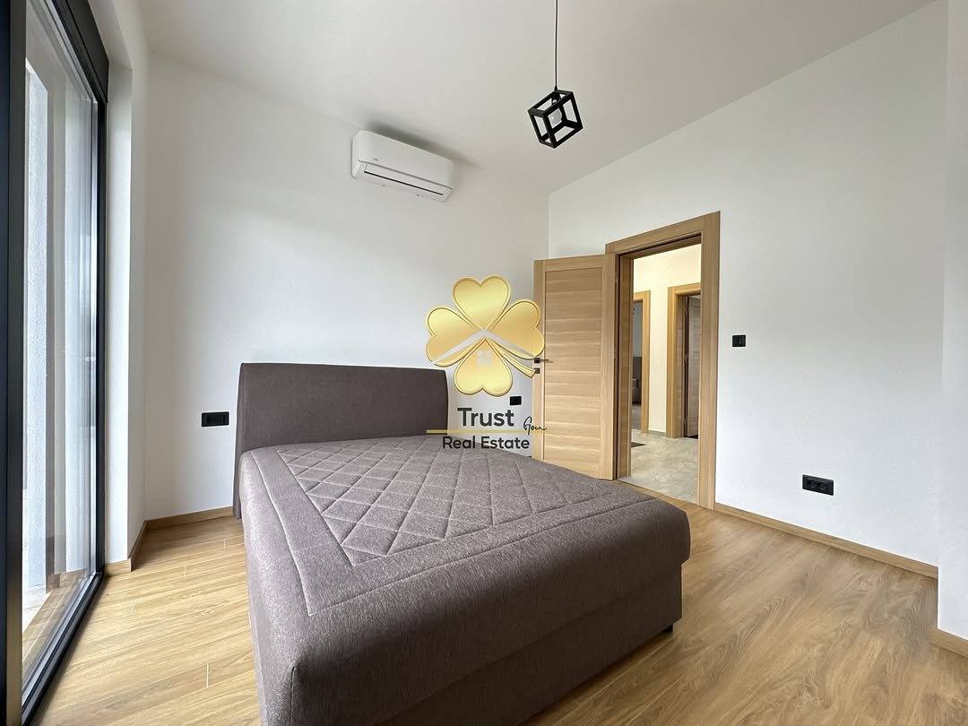 Kuća, 190m2, Tološi, Podgorica — fotografija 20