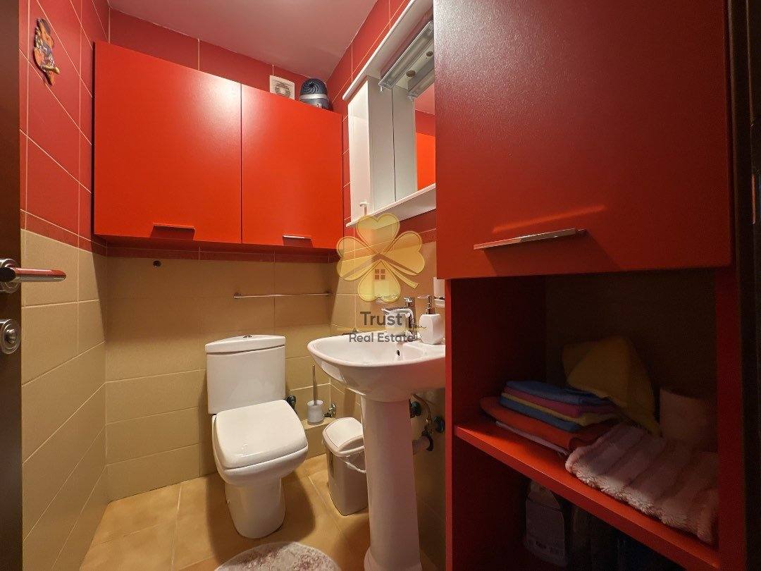 Dvosoban stan, 75m2, Blok 9, Podgorica — fotografija 14