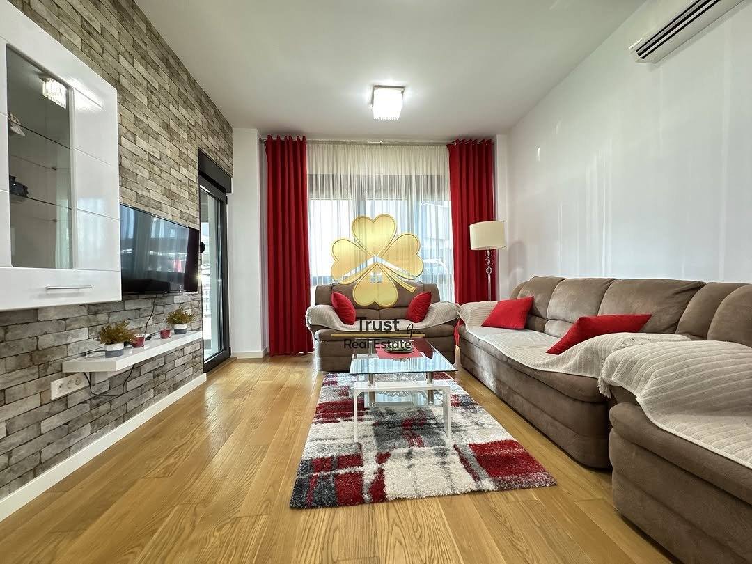 Dvosoban stan, 80m2, Centar , Podgorica — fotografija 2